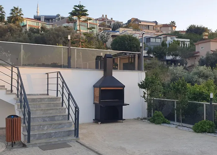 A Dreamy Luxury Two-bedroom With A Special View Of The Forest, Mountains And Sunset Апартаменти