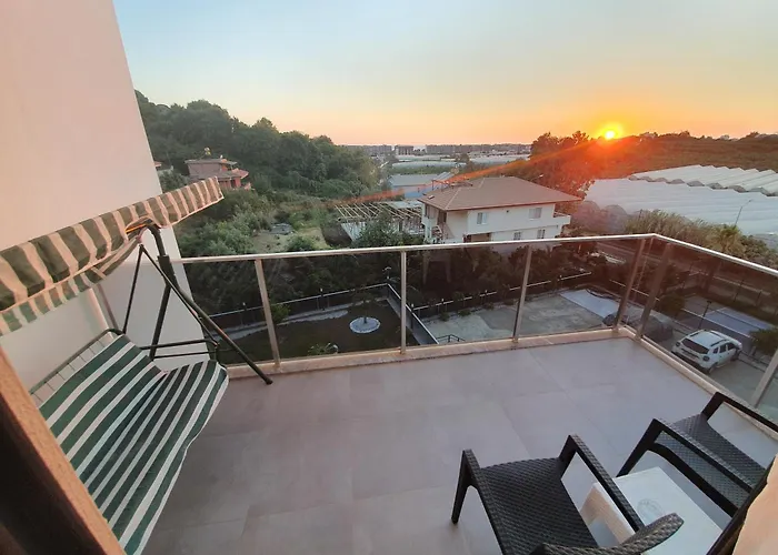 A Dreamy Luxury Two-bedroom With A Special View Of The Forest, Mountains And Sunset 公寓 阿拉尼亚