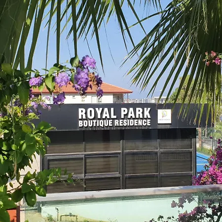 A Dream House With A Dream View In Royal Park Apartment *